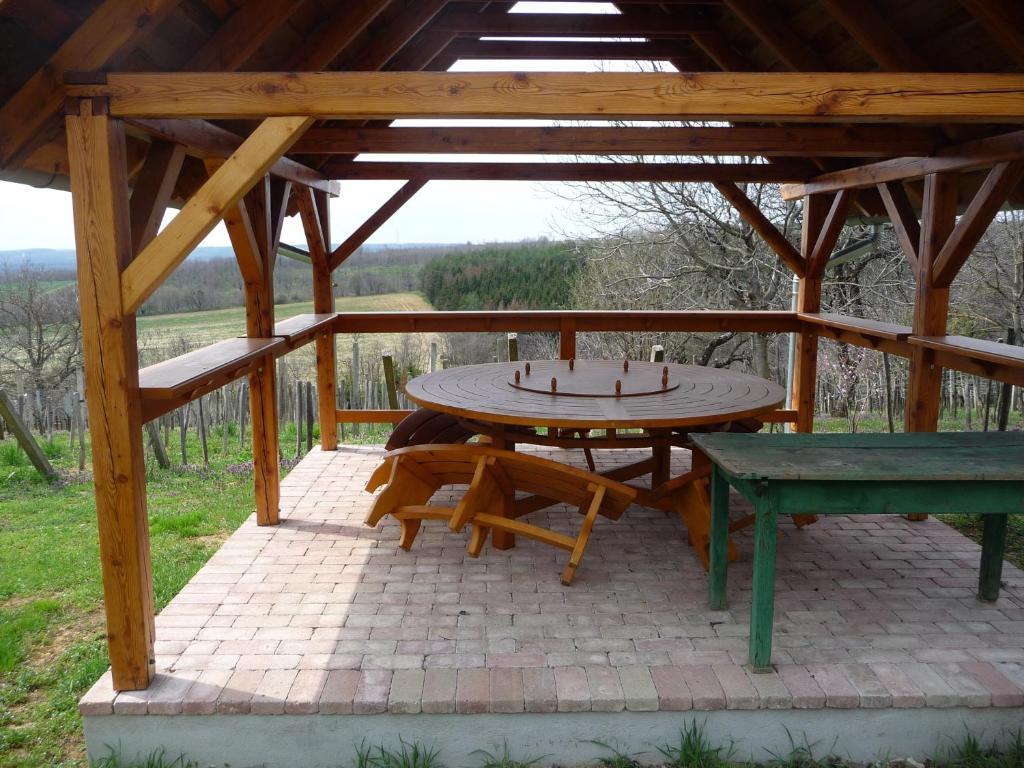 Förhénc Wine House&Guesthouses I-II-III Nagykanizsa Kültér fotó
